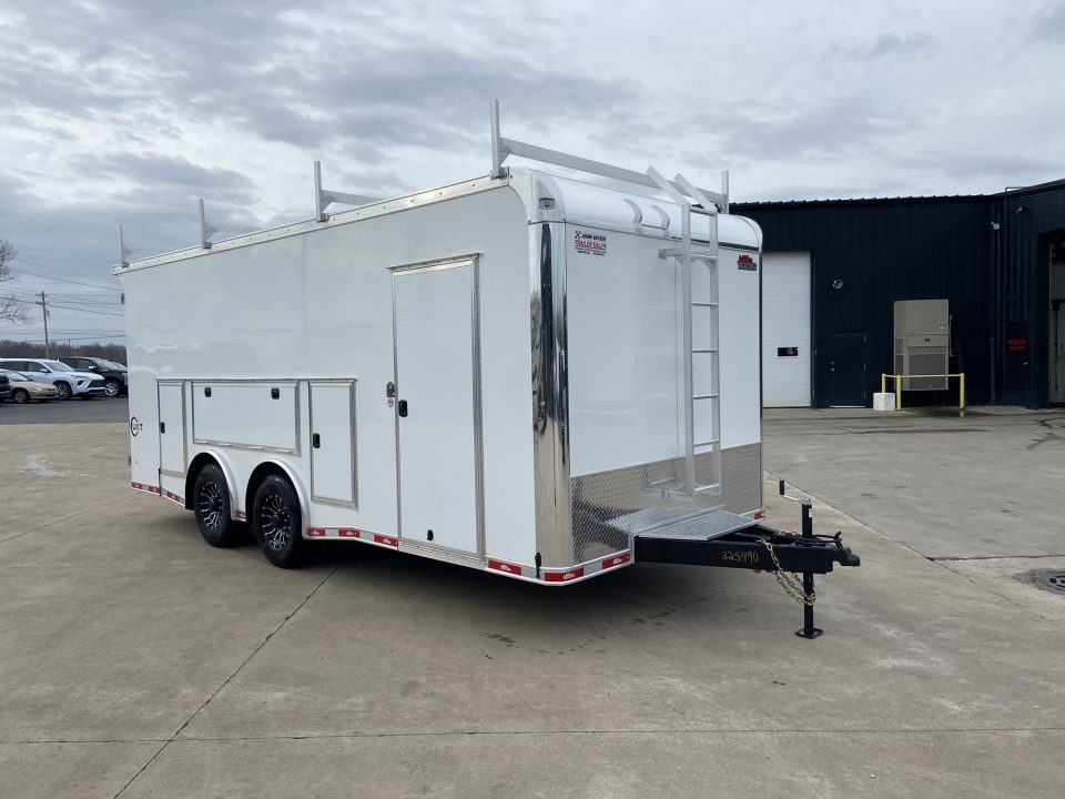 New United UXT-8.5X20 Contractor