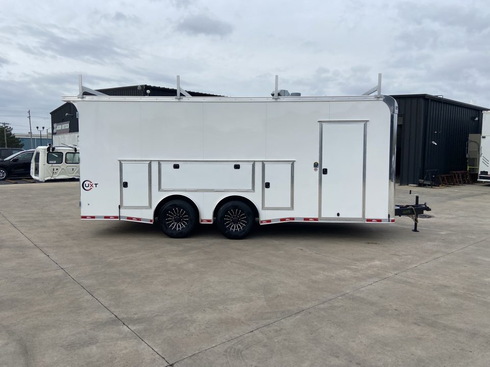 New United UXT-8.5X20 Contractor