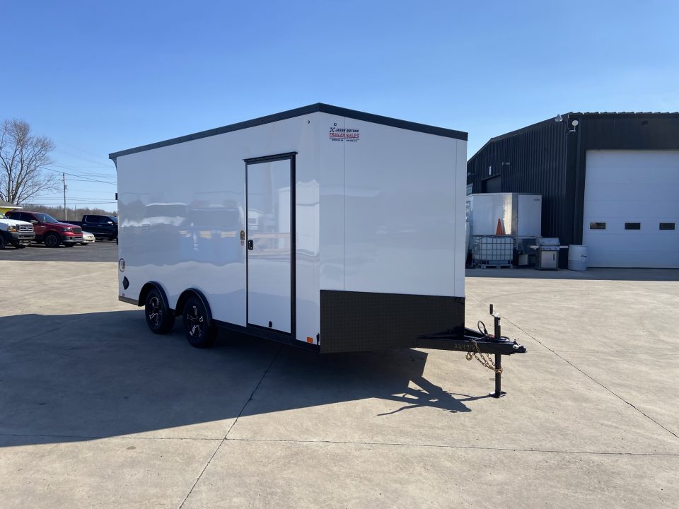 New United UJ-8.5X16 Enclosed Trailer
