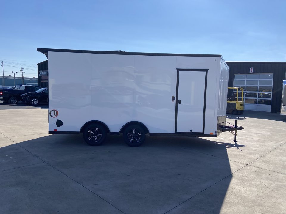 New United UJ-8.5X16 Enclosed Trailer