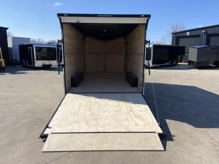 New United UJ-8.5X16 Enclosed Trailer