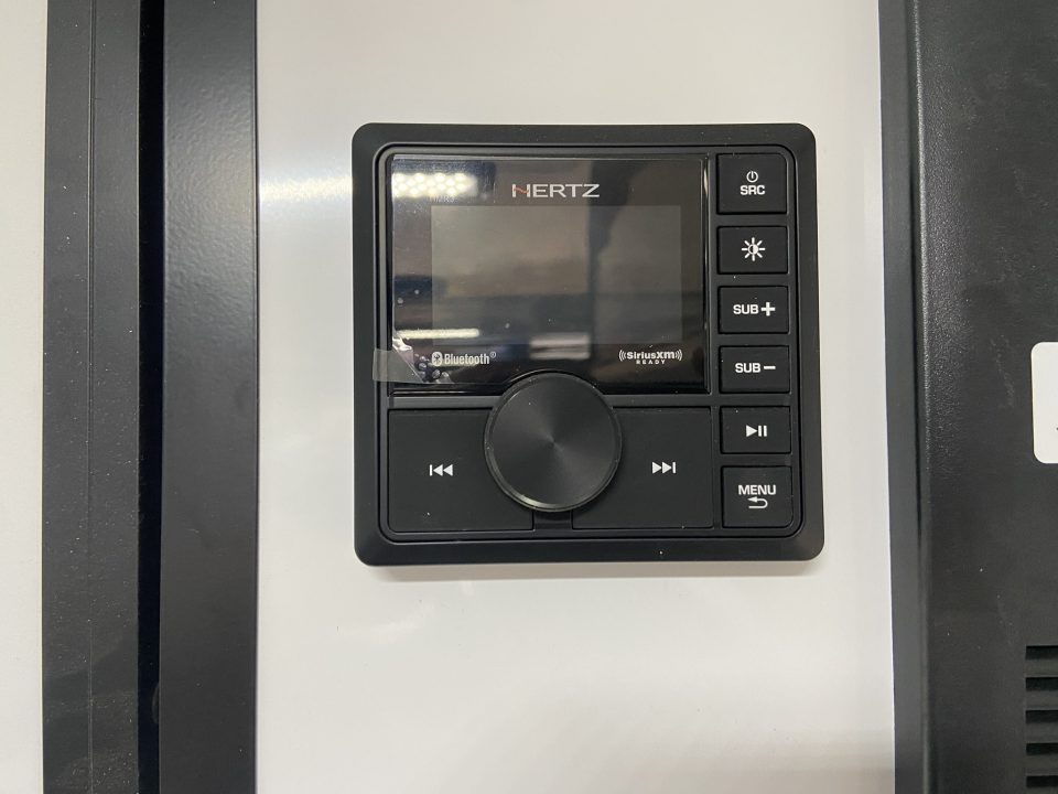 New United APREM-8.528 Racing Trailer