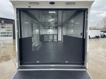 New United APREM-8.528 Racing Trailer