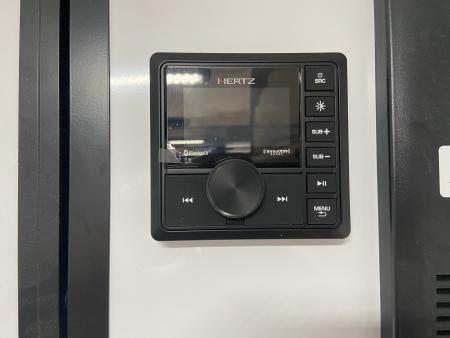 New United APREM-8.528 Racing Trailer