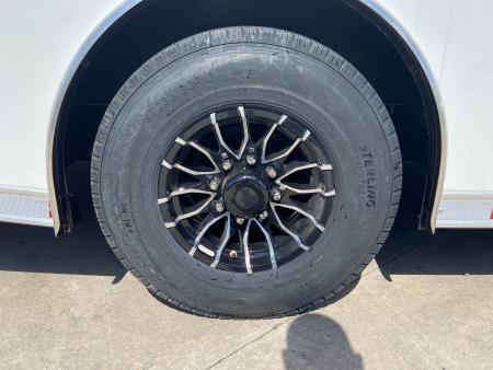 New United PREM-8.528 Racing Trailer