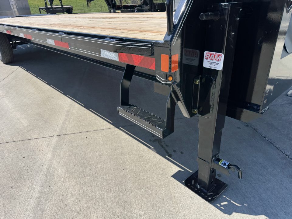 New 2026 Double A 28’ Gooseneck Deckover 23’ plus 5’ x 102” with 2-7K tandem axles=14k