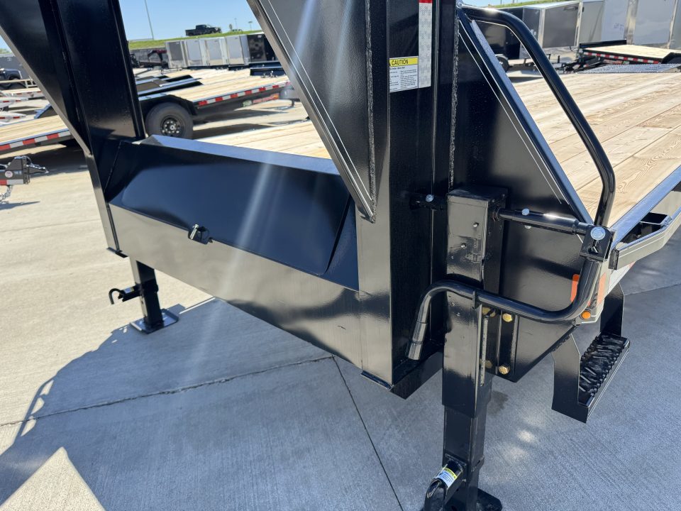 New 2026 Double A 28’ Gooseneck Deckover 23’ plus 5’ x 102” with 2-7K tandem axles=14k
