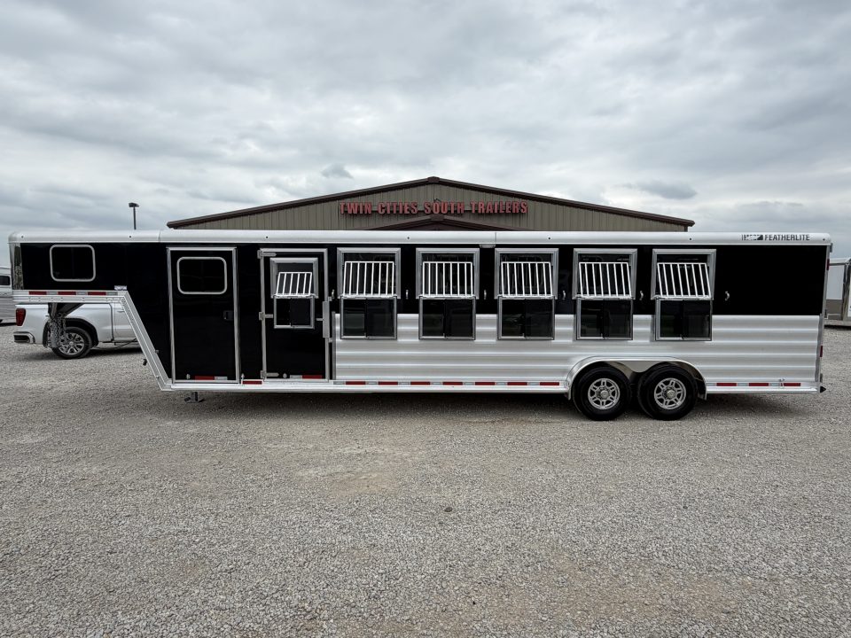 New 2026 Featherlite 6 Horse Gooseneck Horse Trailer