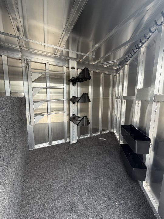 New 2026 Featherlite 6 Horse Gooseneck Horse Trailer