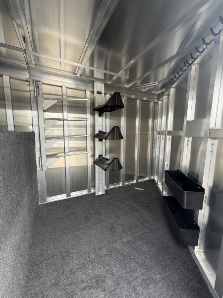 New 2026 Featherlite 6 Horse Gooseneck Horse Trailer