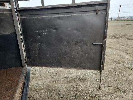 Used 2014 Titan Trailer 18’ GN Classic Horse Trailer