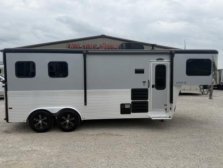 Used 2022 Sundowner 2 Horse Gooseneck Living Quarters Horse Trailer