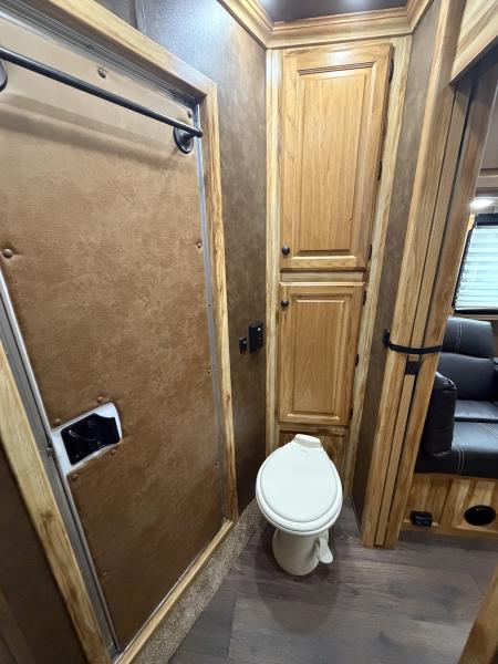 Used 2022 Sundowner 2 Horse Gooseneck Living Quarters Horse Trailer