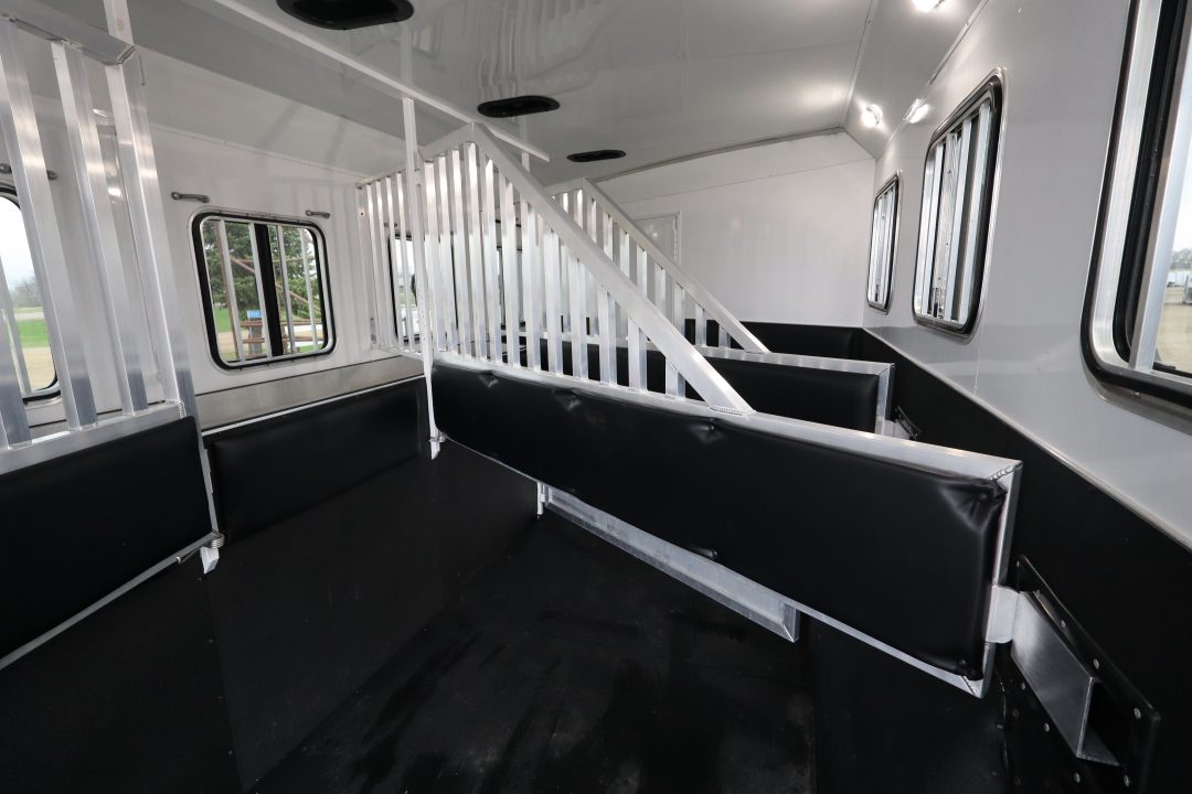 Used 2016 Bison Trailers 4 Horse LQ Trailer