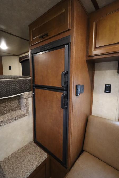 Used 2016 Bison Trailers 4 Horse LQ Trailer