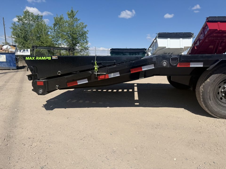 New 2026 Load Trail 8.5-30 Single Wheel Gooseneck Equipment Hauler 15.6K GVWR