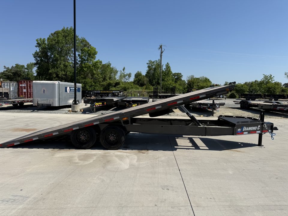 New 2026 Diamond C Trailers DET210-24 Equipment Trailer