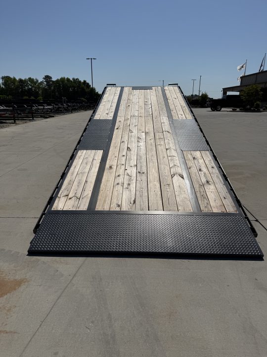 New 2026 Diamond C Trailers DET210-24 Equipment Trailer