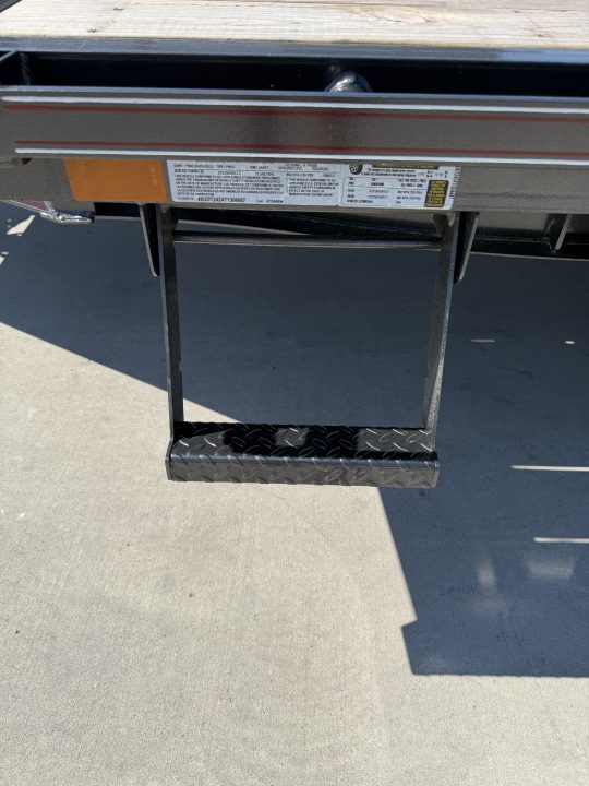 New 2026 Diamond C Trailers DET210-24 Equipment Trailer