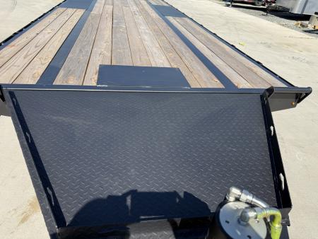 New 2026 Diamond C Trailers DET210-24 Equipment Trailer