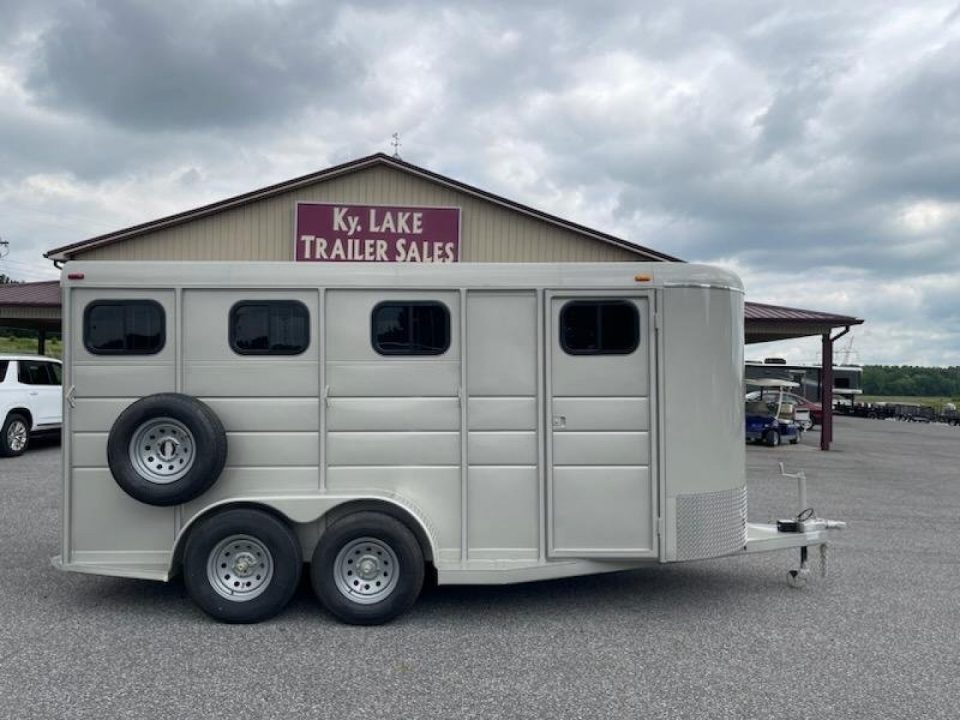 New 2026 Calico Trailers 3H BP Horse Trailer