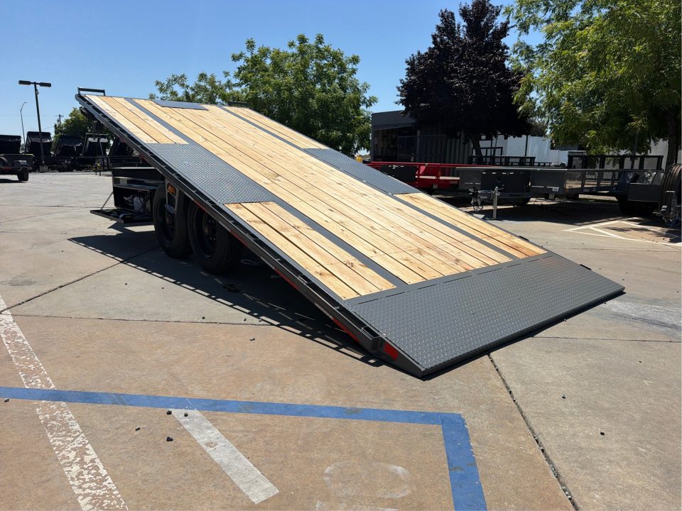 New 2026 Diamond C Trailers DET208L20X102 8.5FT X 20FT 18K GVW Equipment Trailer