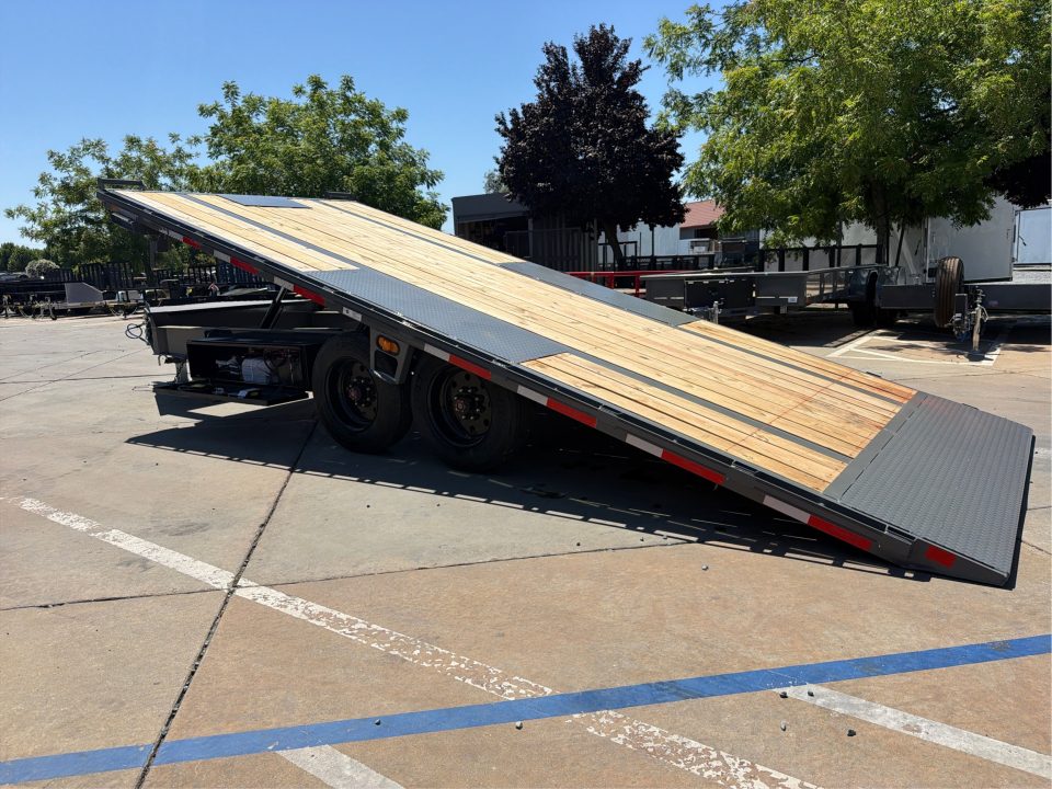 New 2026 Diamond C Trailers DET208L20X102 8.5FT X 20FT 18K GVW Equipment Trailer