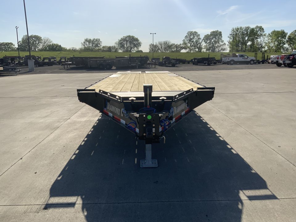 New 2026 Diamond C Trailers DEC 208 Deckover Trailer