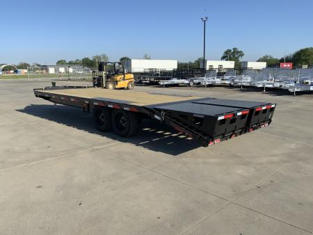 New 2026 Diamond C Trailers DEC 208 Deckover Trailer