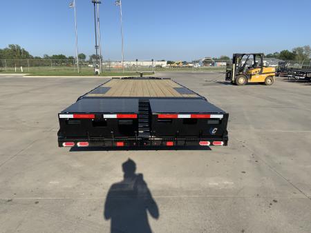 New 2026 Diamond C Trailers DEC 208 Deckover Trailer