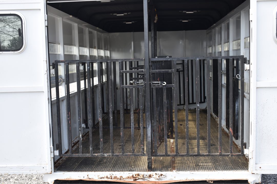 Used 2020 Jackson 16' 6 PEN BUMPER PULL Stock / Stock Combo Trailer