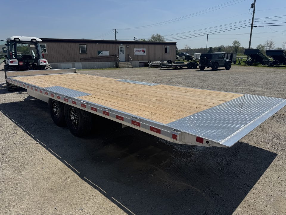New 2026 Nordtek 102X24 Deckover Trailer 16K GVWR Hyd. Jack w/Remote