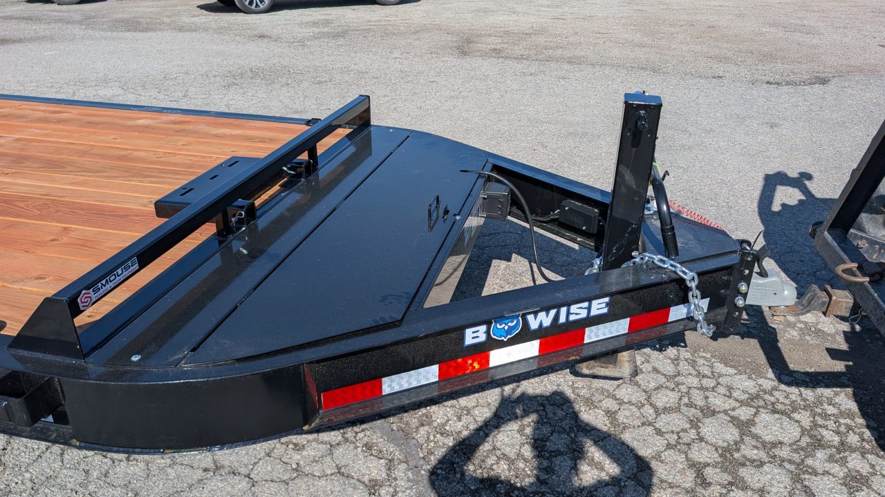 New 2026 BWise 20' (17+3) HD Lo Pro Equipment Hauler w/ Full Width Self Leveling Ramps & Self Cleaning Dove Tail