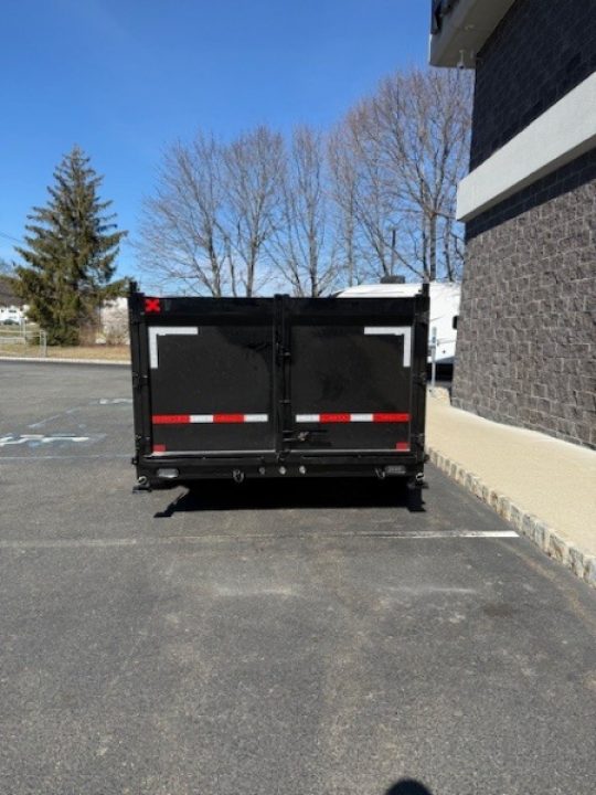 New 2026 MAXX-D DJX8316 Dump Trailer