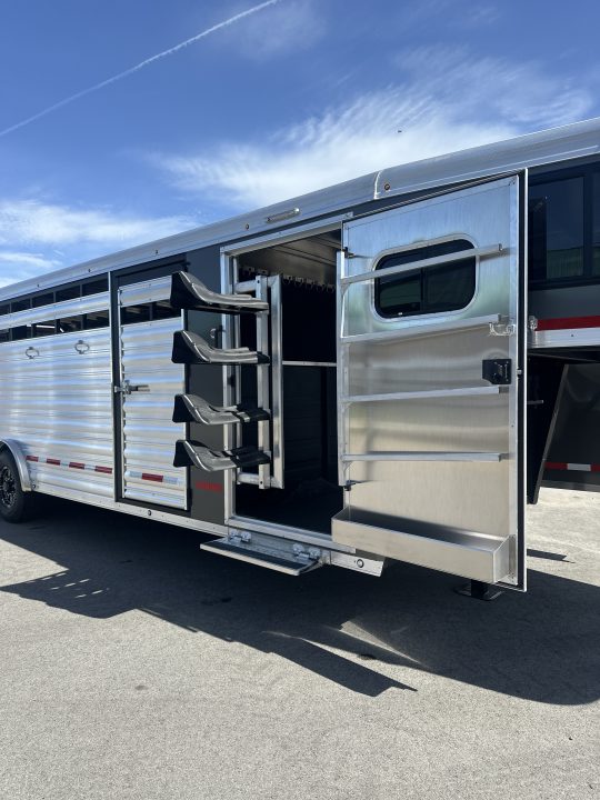 New 2026 Logan 26' Stock Combo w/ Dual Man Doors