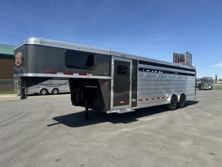 New 2026 Logan 26' Stock Combo w/ Dual Man Doors