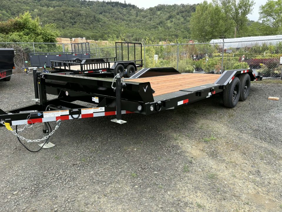 New CAR HAULER 2026 VERSATILE HD720 7X20 ROCK CRAWLER DRIVE OVER FENDERS DOVETAIL 10,000 GVWR TRAILER BLACK