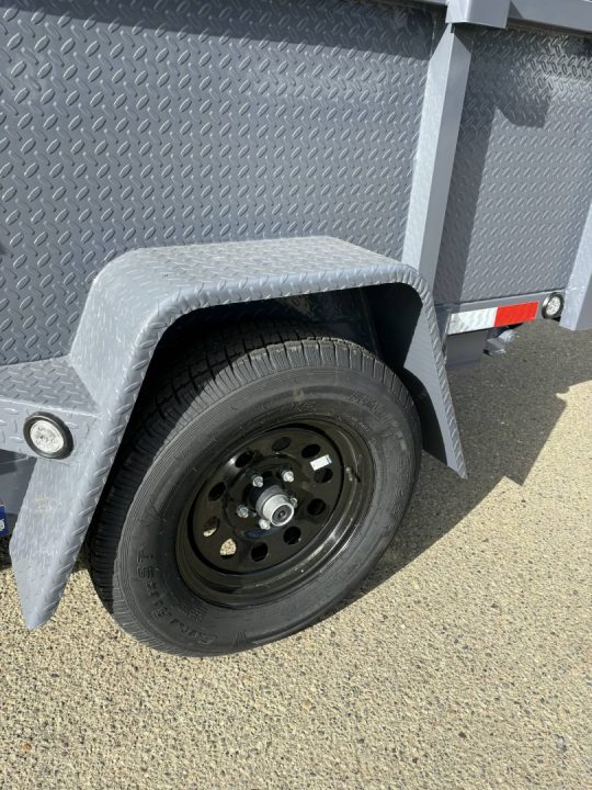 New SALE! MINI DUMP 2026 Versatile PTM58 5' X 8' 3500# SINGLE AXLE TRAILER GRAY
