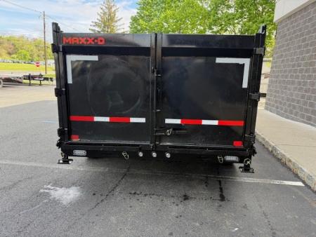 New 2027 MAXX-D DJX8316 Dump Trailer