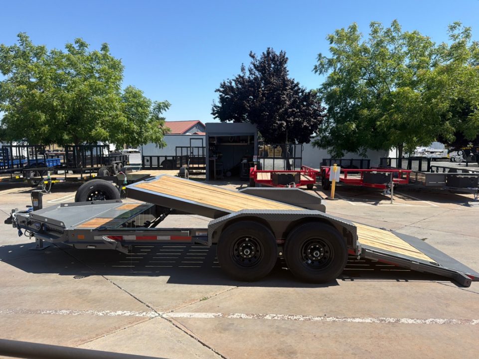 New 2026 Diamond C Trailers HDT207L18X82 7FT X 18FT 15.5K GVW Equipment Trailer