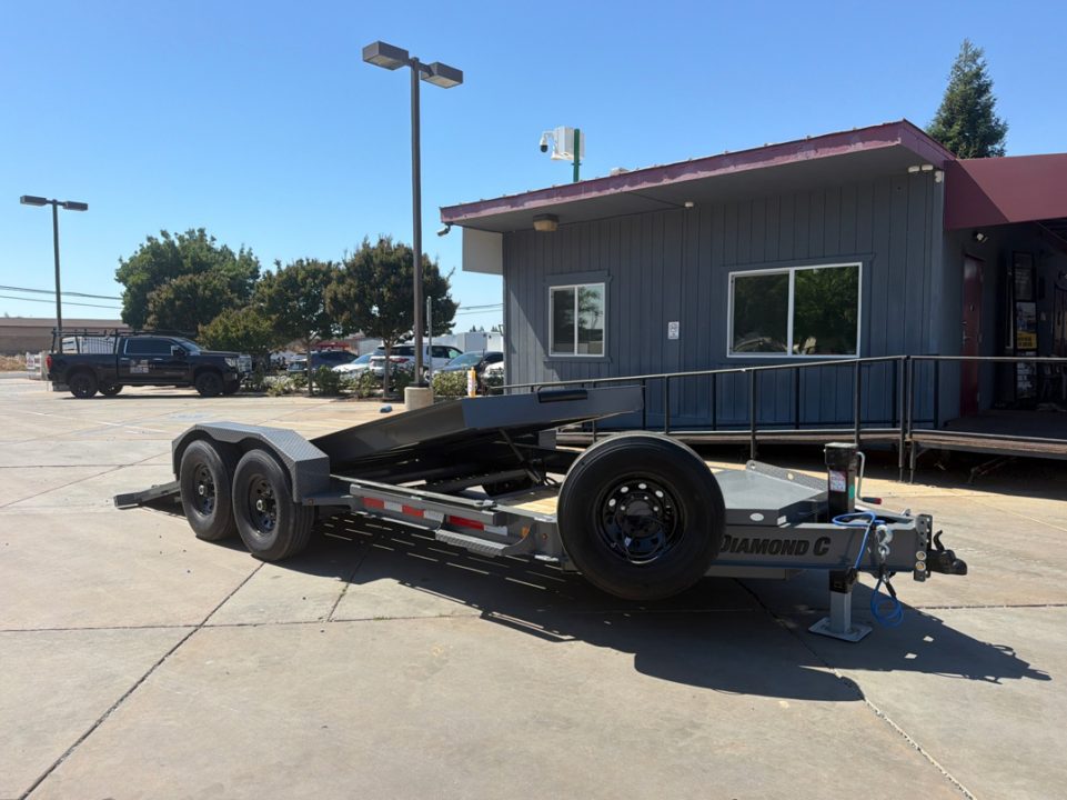 New 2026 Diamond C Trailers HDT207L18X82 7FT X 18FT 15.5K GVW Equipment Trailer