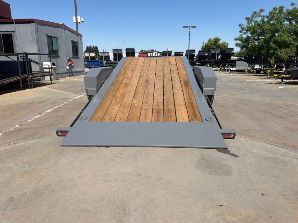 New 2026 Diamond C Trailers HDT207L18X82 7FT X 18FT 15.5K GVW Equipment Trailer