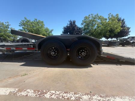 New 2026 Diamond C Trailers HDT207L18X82 7FT X 18FT 15.5K GVW Equipment Trailer