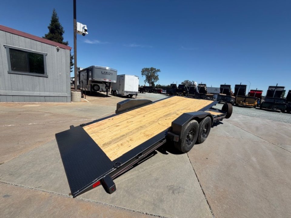 New 2026 Diamond C Trailers HDT207L20X82PS 7FT X 20FT 15.5K GVW Equipment Trailer