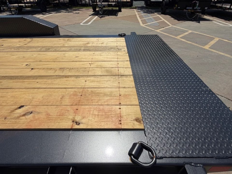New 2026 Diamond C Trailers HDT207L20X82PS 7FT X 20FT 15.5K GVW Equipment Trailer