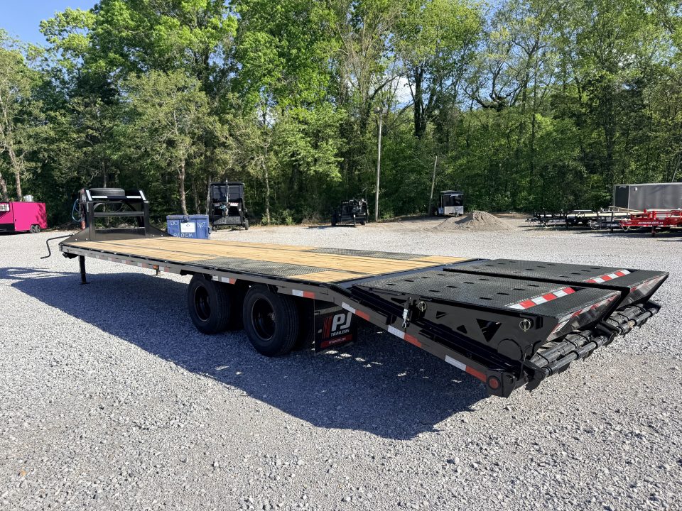 New 2026 PJ Trailers 102X32 GOOSENECK 25K GVWR (MEGA RAMPS) Flatbed Trailer
