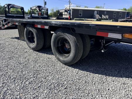 New 2026 PJ Trailers 102X32 GOOSENECK 25K GVWR (MEGA RAMPS) Flatbed Trailer