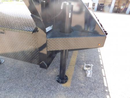New 2026 Diamond C Trailers FMAX212 35x102 HDT Gooseneck Bodies