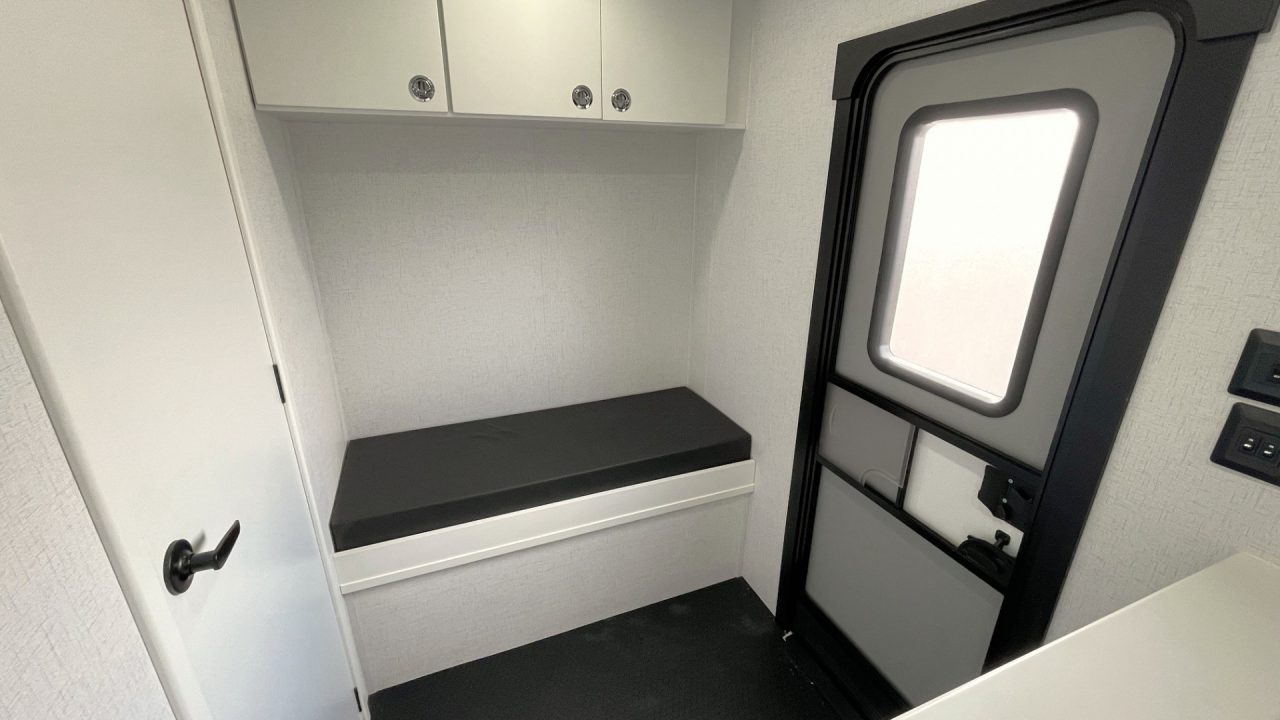 New 20' Mobile Office Trailer w/ BATHROOM, AC, HEAT