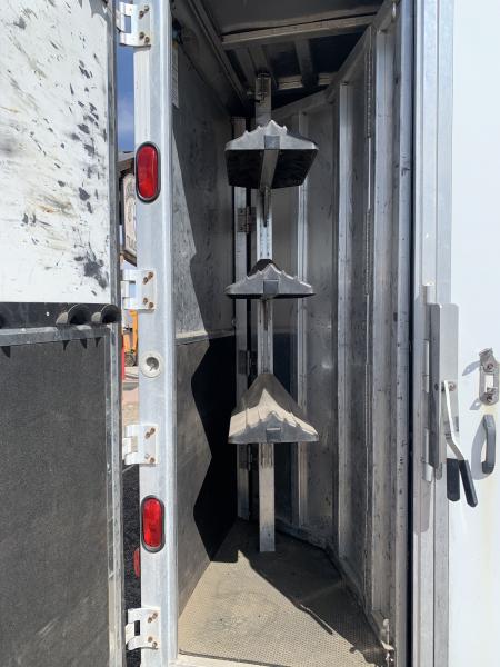 Used 2006 Kiefer Manufacturing 4H GN SLIDE OUT Horse Trailer